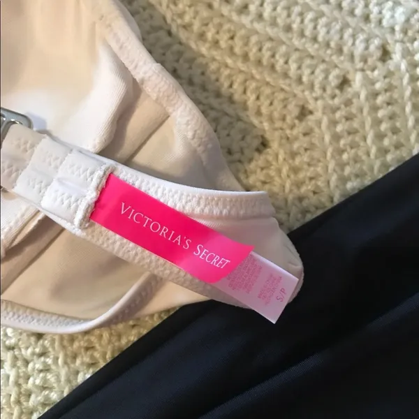 Victoria’s Secret Bikini Set - Image 5