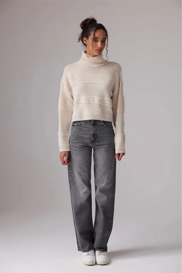 Colorush Plushy roll neck cashmere sweater - Image 3