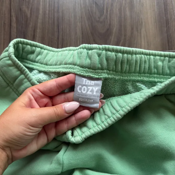 Aritzia TNA Sweatpants Boyfriend - Image 2