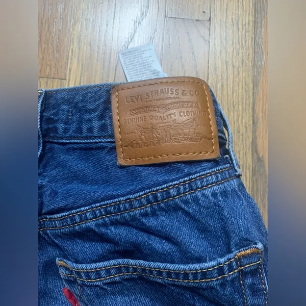 Levi's rib cage straight ankle button fly 24 jeans - Image 11