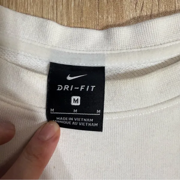 Nike Dri-Fit Oversized White/Pink Logo Training Pullover Sweater DA0391 Medium - Image 4