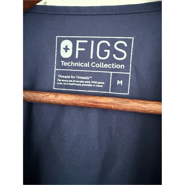 FIGS Casma Scrub Top Navy Blue Short Sleeve Medical Uniform Size Medium FW1100 - Image 2