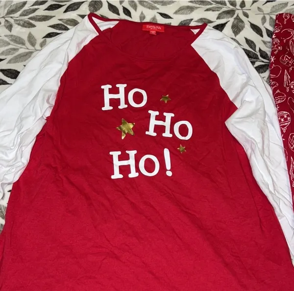 Macy's Christmas pajama set - Image 2