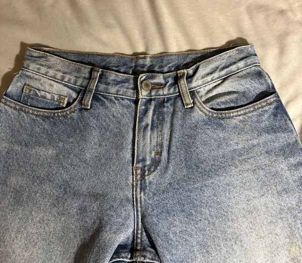 Brandy Melville Jeans Light Wash - Image 6