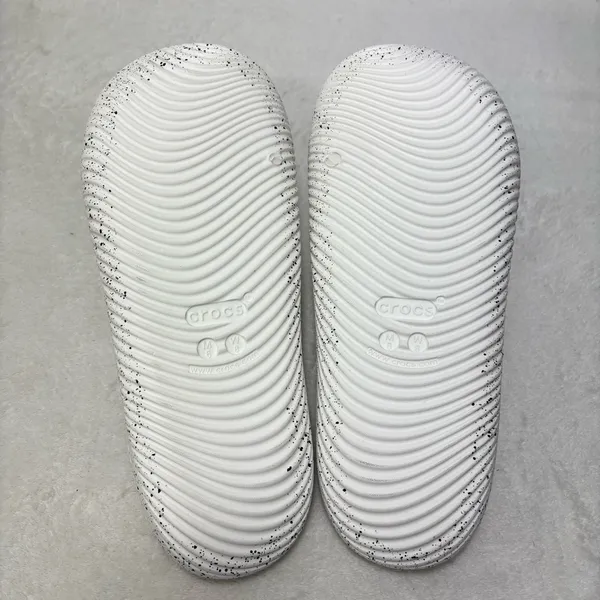 CROCS Mellow Recovery Speckle White and Black Slide Sandal W8‎ / M6 - Image 9