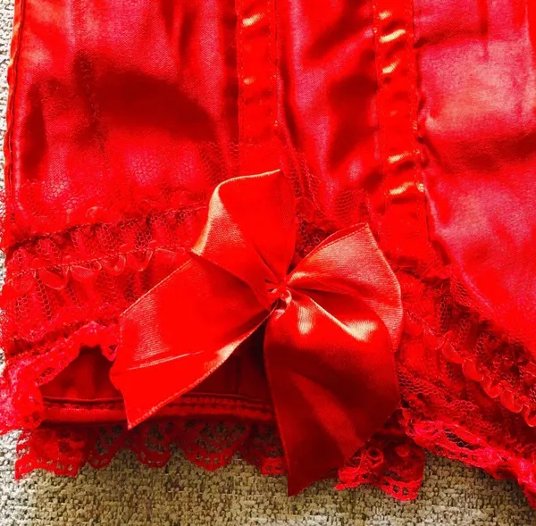Boutique Candy Red Lace Ribbon Corset - Image 3