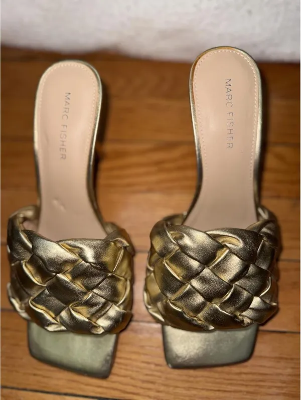 Marc Fisher gold metallic woven sandals #glamour #summer - Image 3