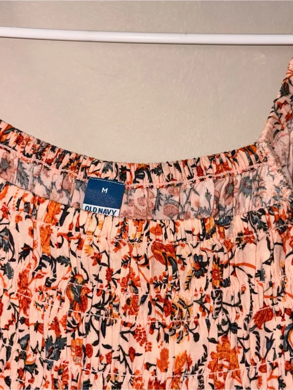 Old Navy fit & floral smocked floral dress M - Image 2