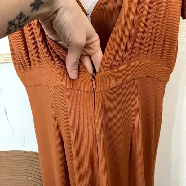 MINKPINK Allison + UO Orange Allison Wide Leg Ribbed Deep Plunge Backless Jumpsuit Medium - Image 8