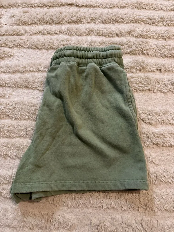 GREEN AEROPOSTALE SWEAT SHORTS - Image 3