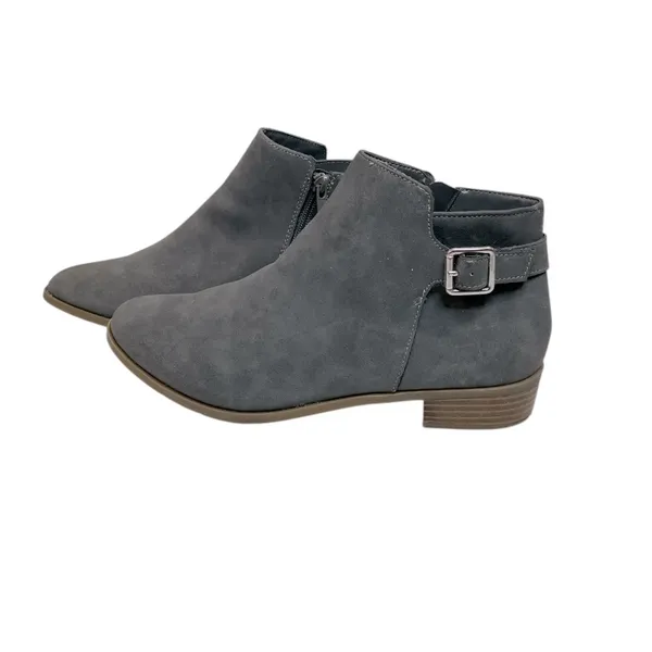 St. John's Bay SBJ Reeves Women’s Gray Ankle Boots Fall Boots - Image 4