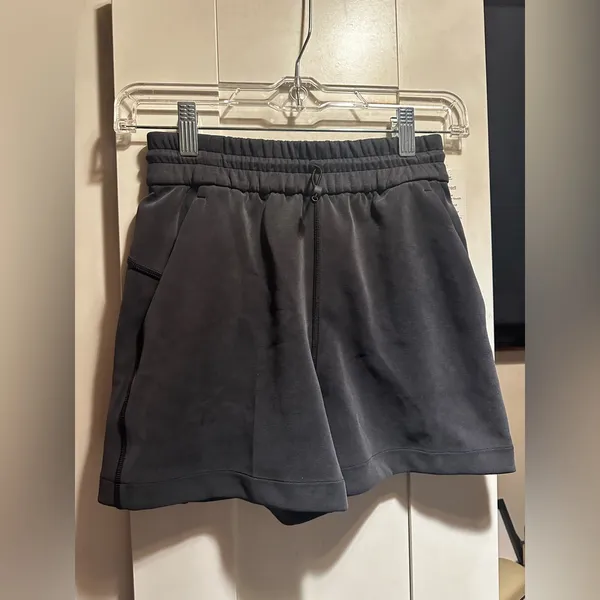 NWT Lululemon Softstreme High-Rise Short 4" -Black $78 MSRP - Image 12