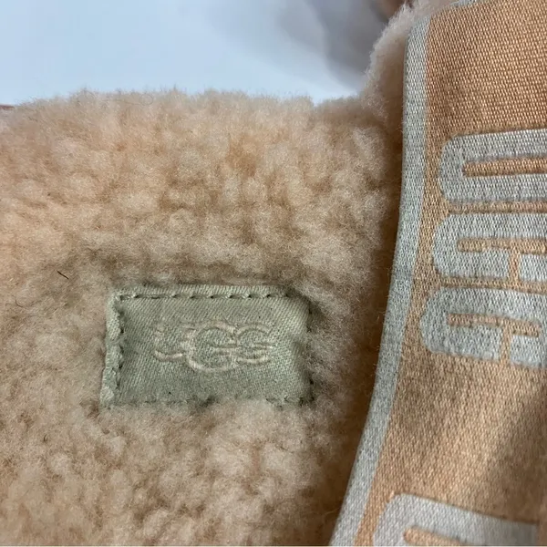 UGG Fluff Yeah platform slippers light peach size 11‎ - Image 6
