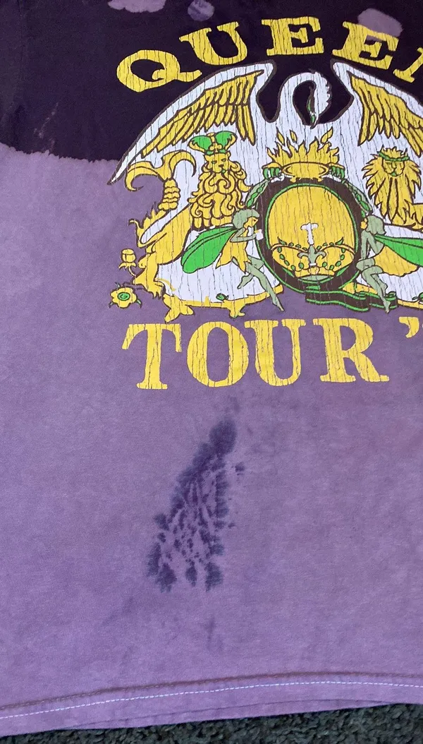 Queen Band Tour Tee Size XL - Image 3