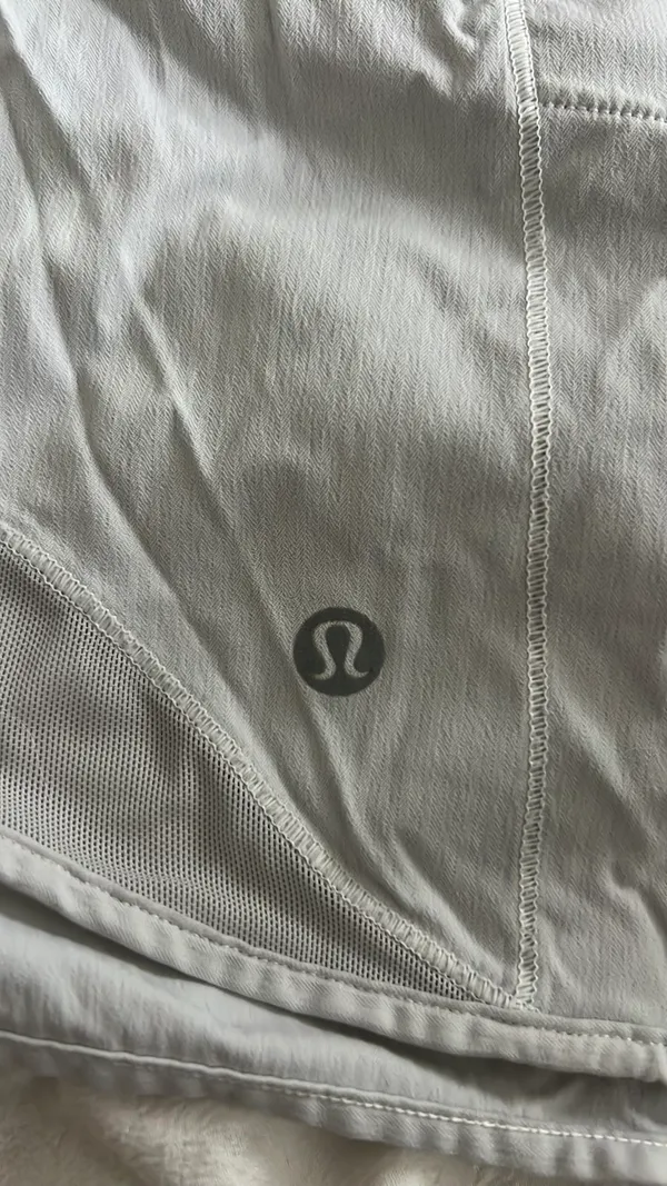 Lululemon Hotty Hot Shorts 4" - Image 6