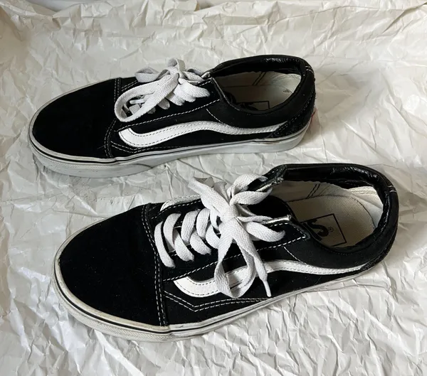 Vans Old Skool Sneakers color black size 6 - Image 2