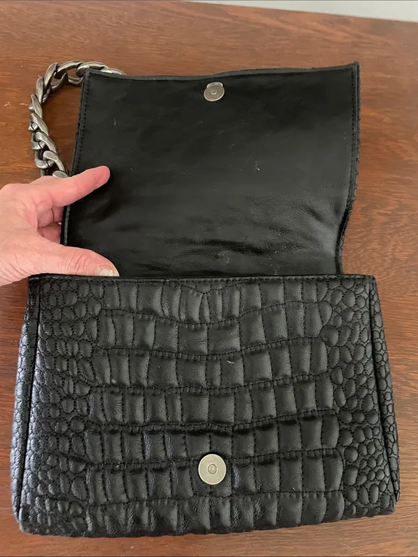 Black Croc-Embossed Shoulder Bag with Chain Strap Zara brand - Image 2