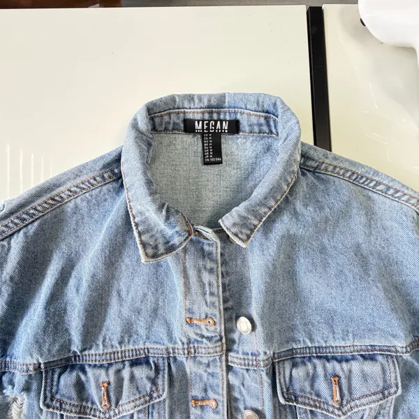 Meghan LA Women’s Cropped Distressed Denim Jacket – Size M 💙✨ - Image 14
