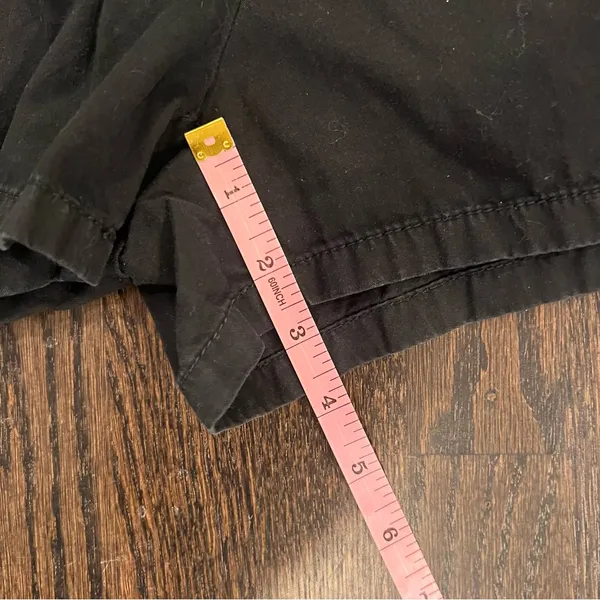 J. Crew Women's Black Favorite Chino Shorts Size 4 - Image 4