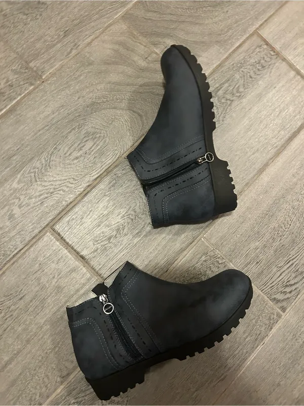JSport Jenna Ankle Boots in navy blue - size 8 - Image 12