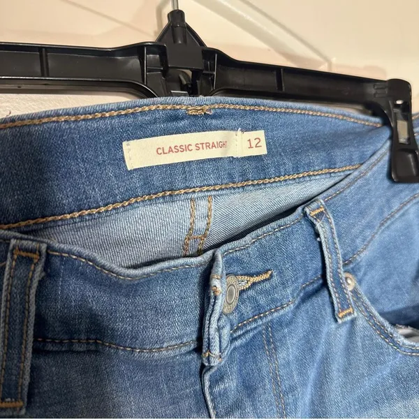 Levi’S Classic Straight Fit Women'S‎ Jeans Medium Wash Size: 12 - Image 3
