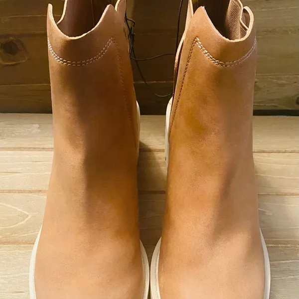 NEW A.N.A Tan  suede booties. Size 8 - Image 5