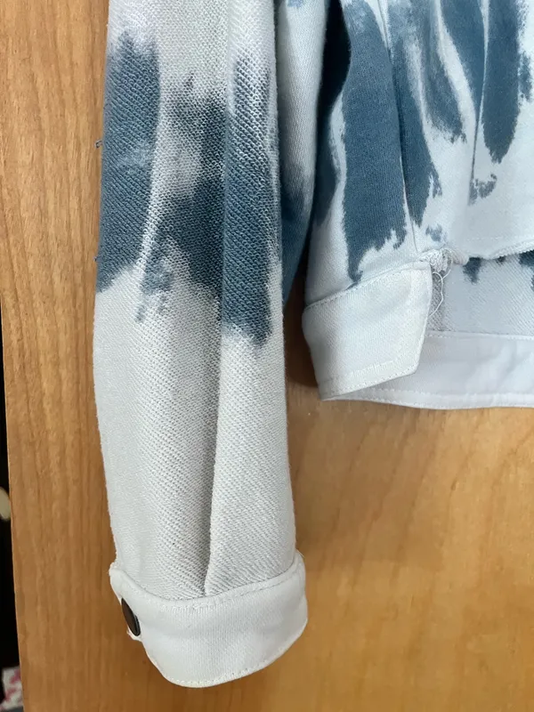 VICI white and blue jacket - Image 2