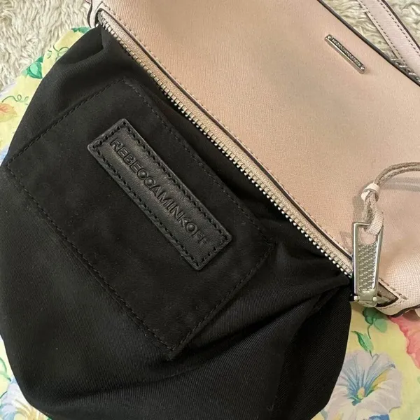 Rebecca Minkoff Avery Mini Crossbody Bag Vintage Pink Silver Hardware Purse - Image 3