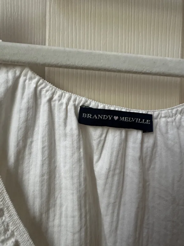 Brandy Melville Linen Top - Image 2