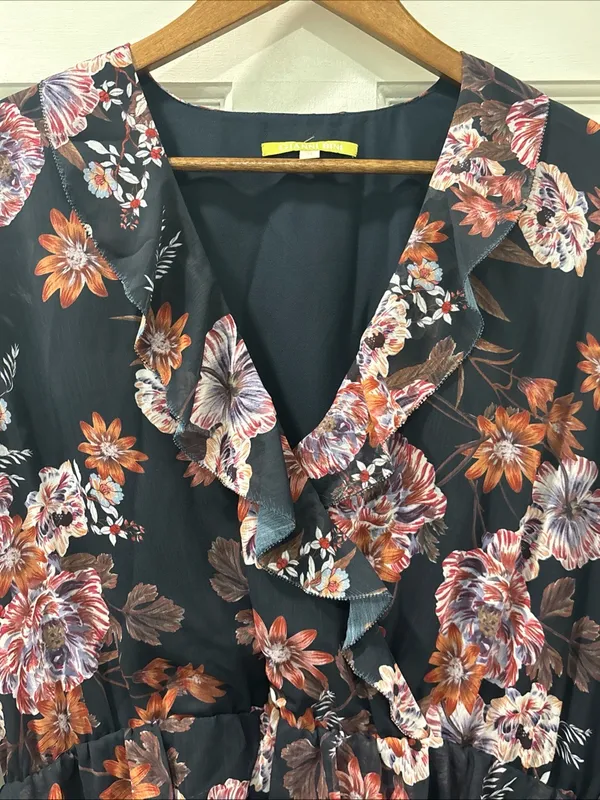 Gianni Bini Women’s Heidi Ruffle Mini Dress Size XL Navy/Rose Floral NWT - Image 9