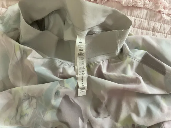 Lululemon Marble Skirt  - Image 2