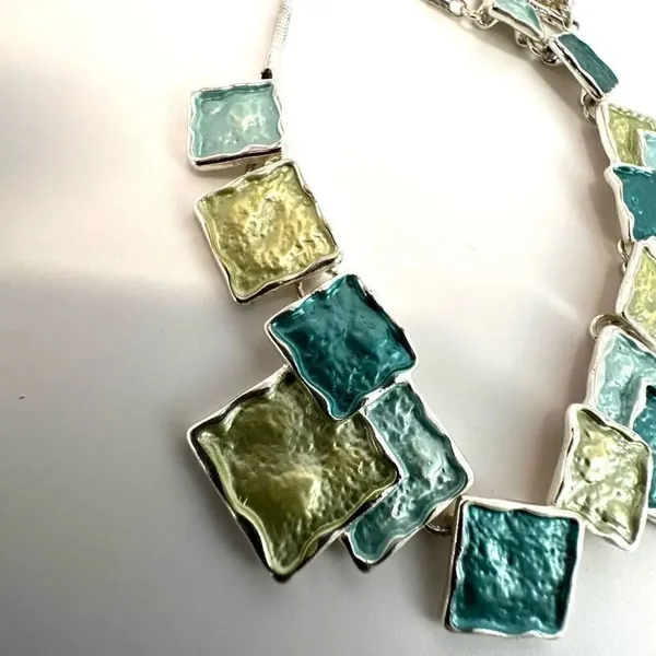 Blue and green square design necklace - Image 9