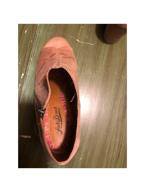 Lucky Brand EUC Women's Jaspah Lasercut Leather Upper 3.75" Wedges Size 9.5 - Image 6