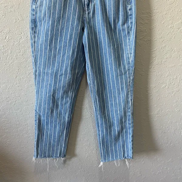 American Eagle High-Rise Mom Jeans SZ 0 - Image 4