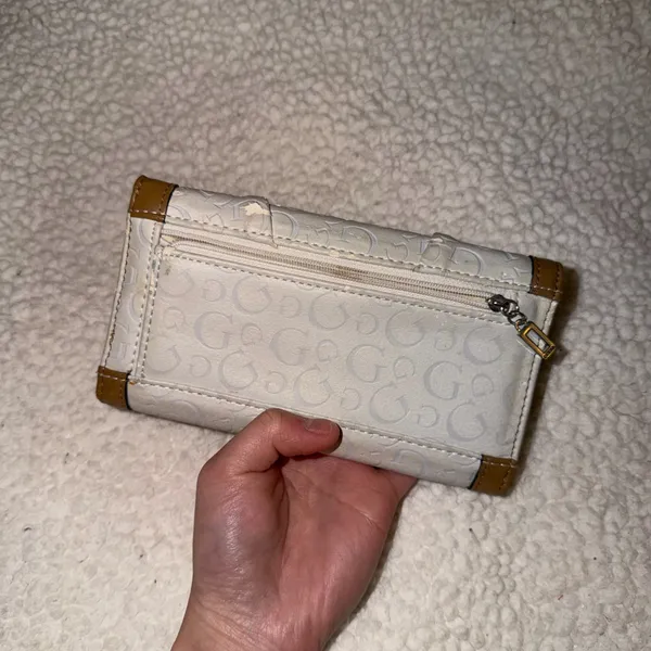 guess wallet - Image 5