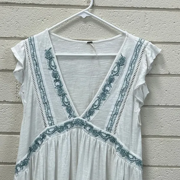 Free People Falling Water White Tunic Top size S - Image 9
