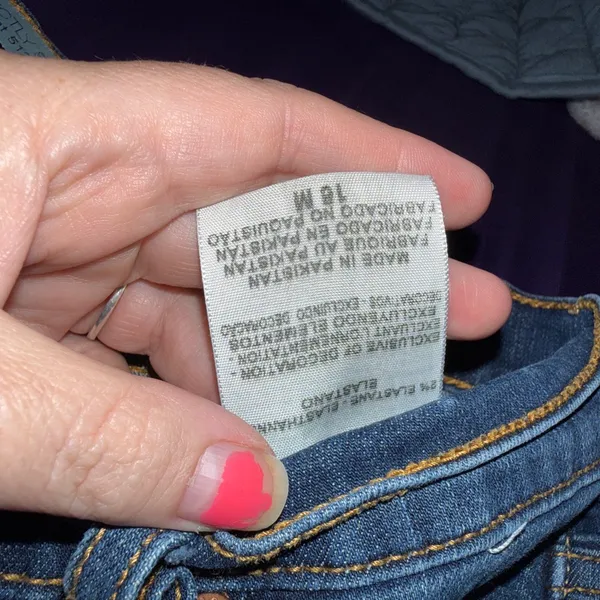 Levi’s Perfectly Slimming Jeans 512 - Image 3