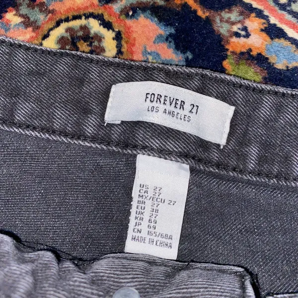 Forever 21 Ripped Jeans - Image 4