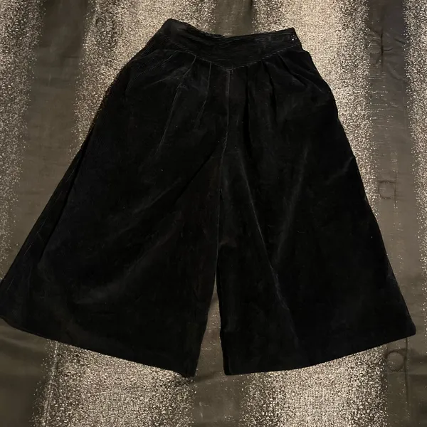 Womens 7/8 The Bottom Line by Brooks 100% Cotton Black Wide Leg Capri/Culottes - Image 3