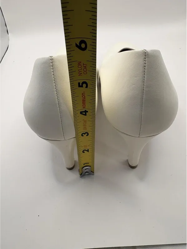 Dexflex Comfort Pump Shoes, White, Size 8.5 , - Image 5
