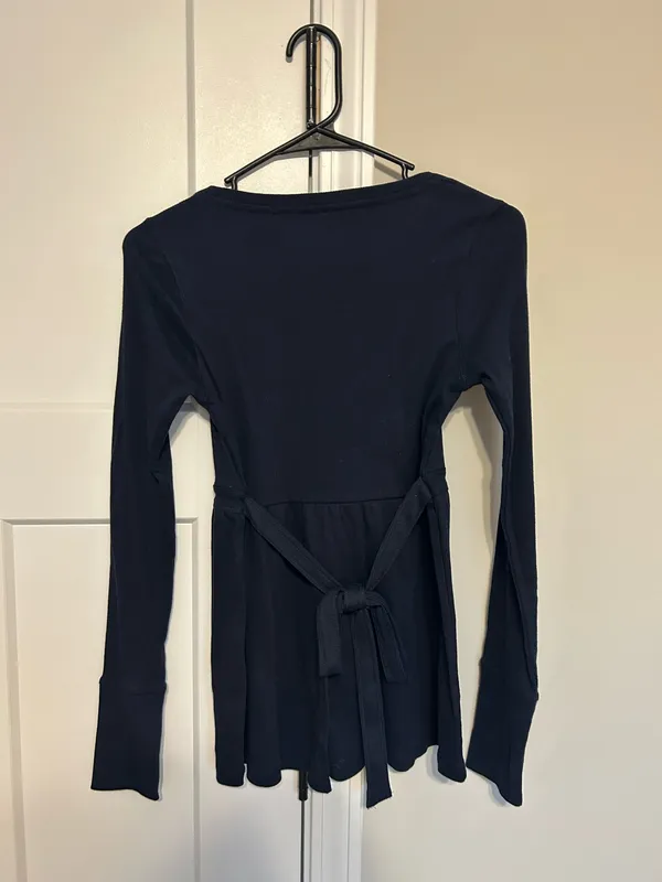 Blue Hollister Top Navy Long Sleeve - Image 2