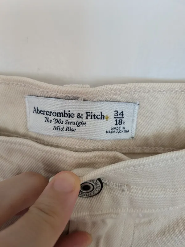 NWT Abercrombie & Fitch Straight Mid Rise Jeans Cream Size 34 (18R) XL - Image 5