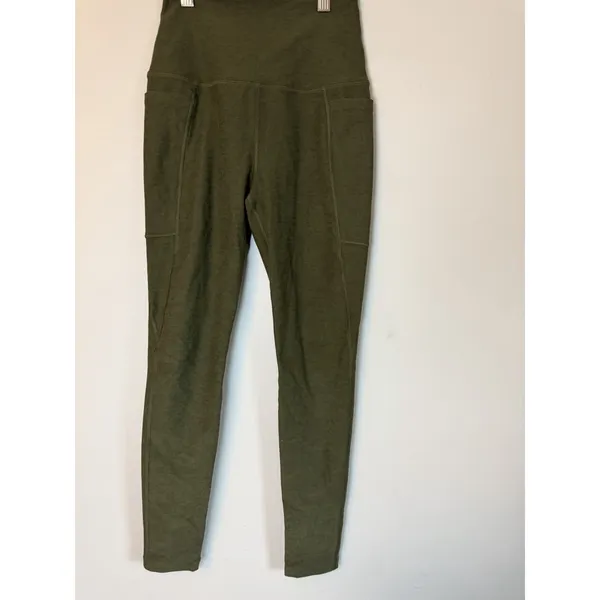Beyond Yoga High Waisted Spacedye Capri Leggings Pockets Green Sz S NEW - Image 2