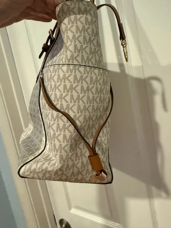 Michael Kors MK Signature Vanilla Logo Tote Bag Brown Trim - Image 6