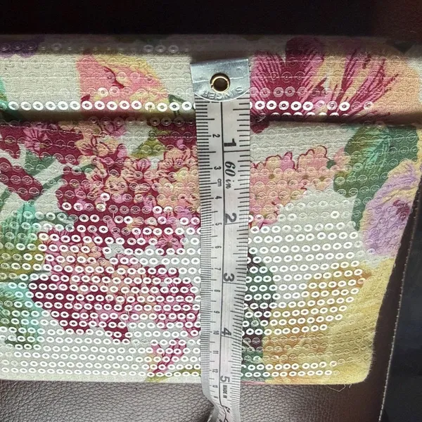 Victorian style Tapestry sequence floral clutch Pink - Image 7