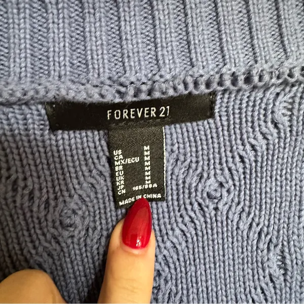Forever 21 Cable Knit Cozy Chunky Cardigan Sweater Baby Blue Size Medium - Image 4
