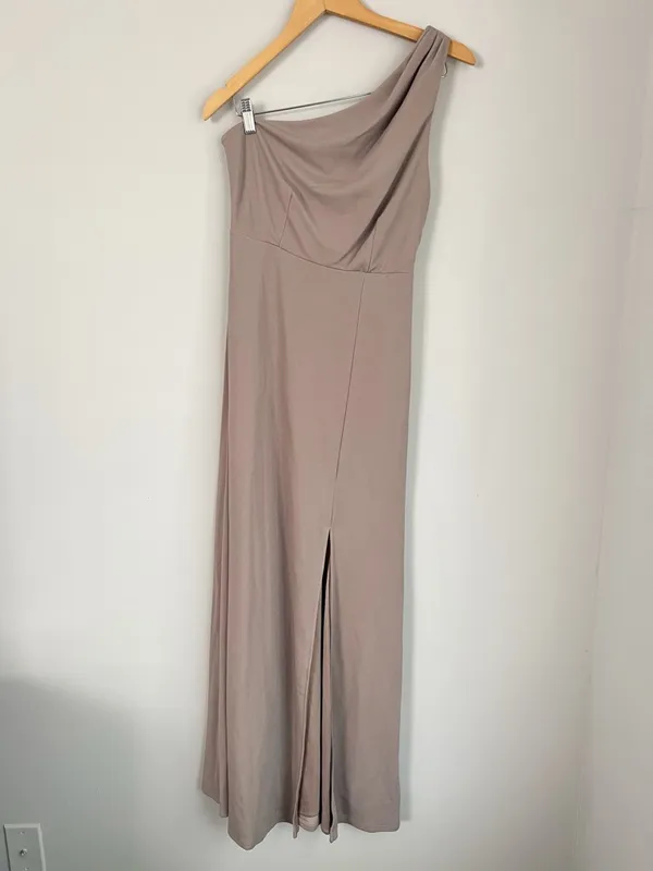 Birdy Grey Kira One Shoulder Bridesmaid Dress Size Small Taupe - Image 4