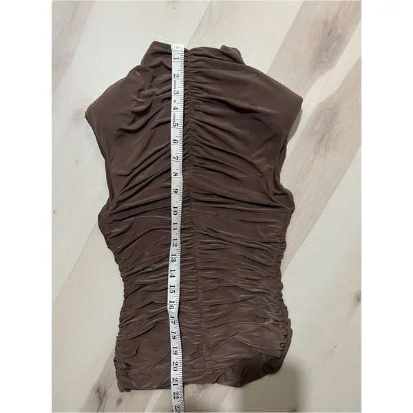 Naked Wardrobe NEW Women XS Espresso Brown Ruched Sleeveless Top Minimalist Chic - Image 8
