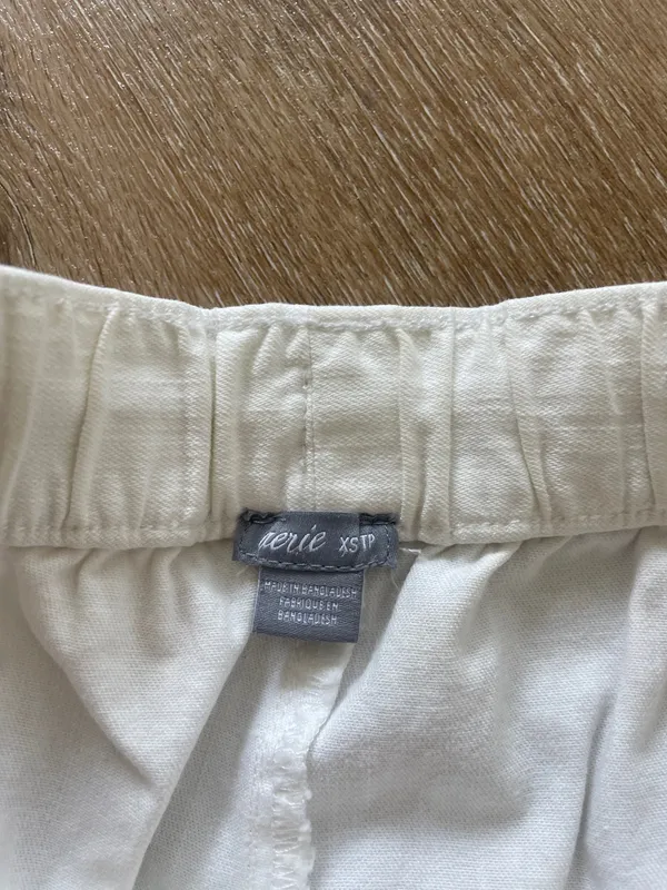 Aerie white shorts - Image 3