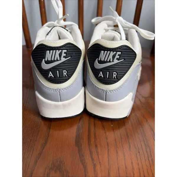 Nike Air Max 90 Essential 616730-111 Womens Sz 5 - Image 3